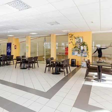 Invest Vendeghaz Bed & Breakfast 3*