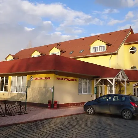 Bed & Breakfast Invest Vendeghaz 3*