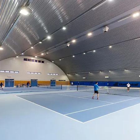 Invest Vendeghaz Bed & Breakfast 3*