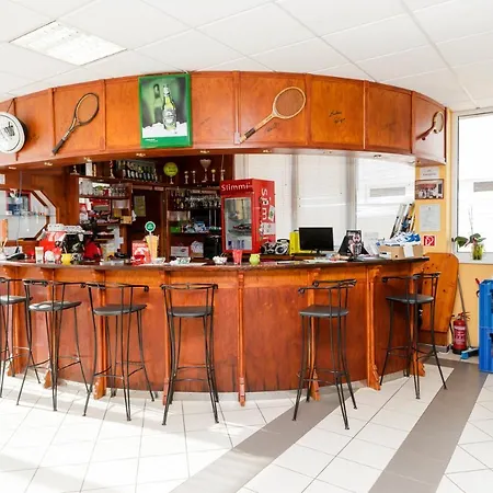 Invest Vendeghaz Bed & Breakfast