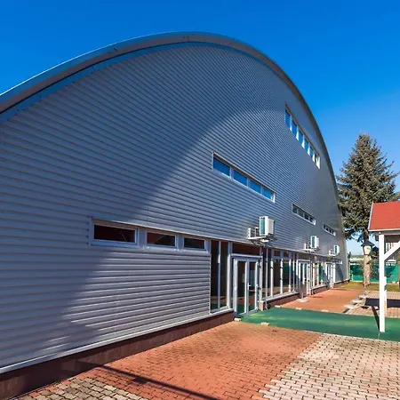 Invest Vendeghaz 3* Eger