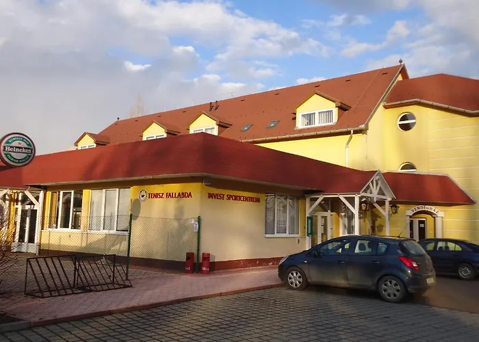 Couette-café Invest 3*